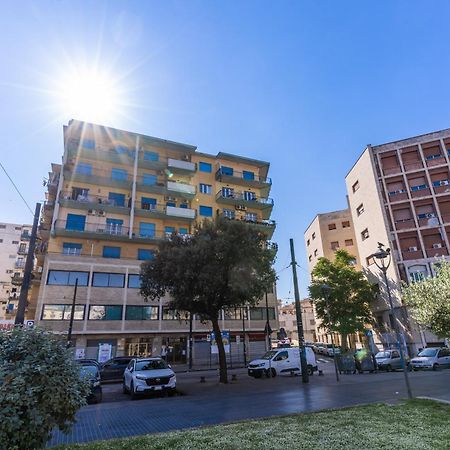 Отель National Square Napoli Экстерьер фото